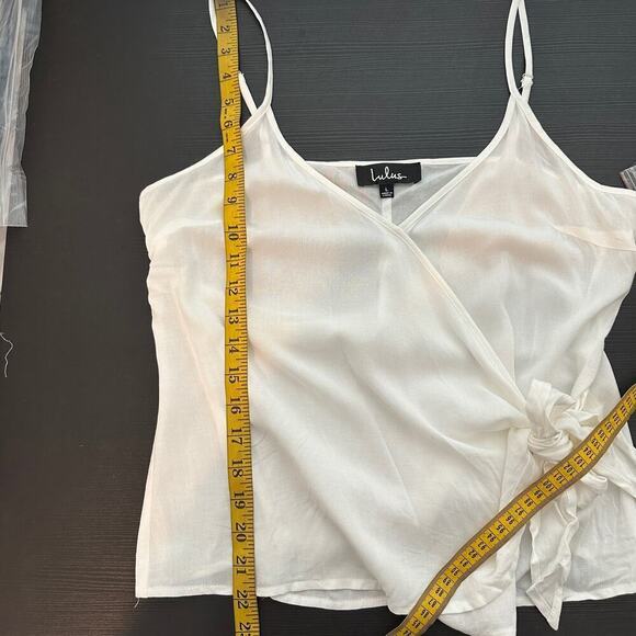 NWT Lulus White Adjustable Strap V-Neck Side Tie Wrap Cami Top Size Large - Picture 10 of 11